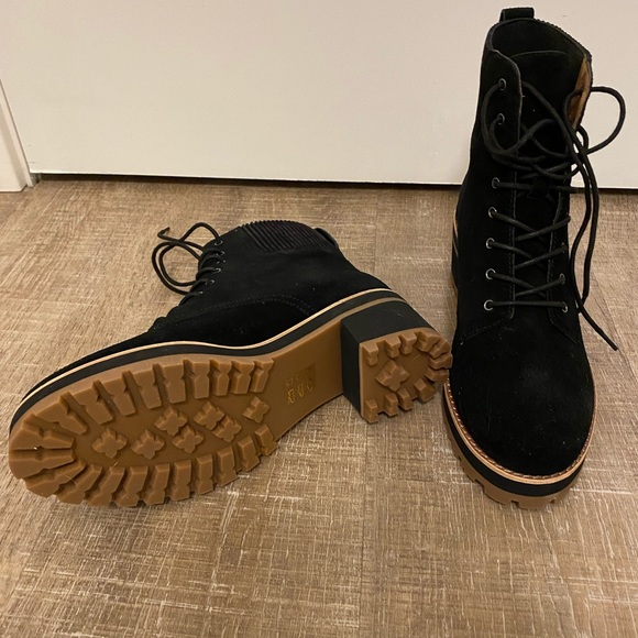 madewell lace up boots in suede - Picture 3 of 4